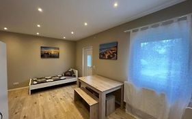 Meridian Monteur Apartment